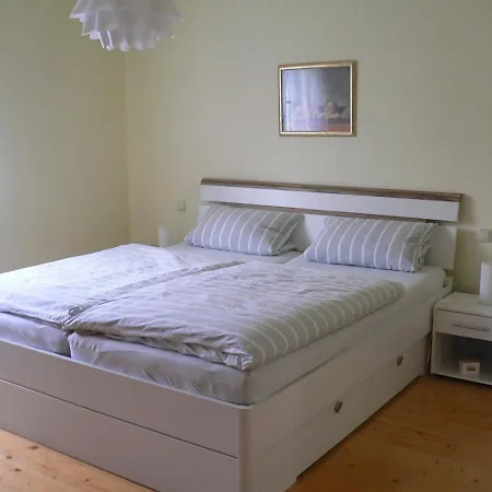 Gepflegte Ferienwohnung In Ruhiger Lage Бад-Киссинген Экстерьер фото
